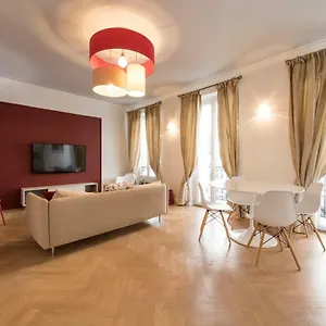 F3 Plein Centre à 50 M Appartement Saint-Raphaël